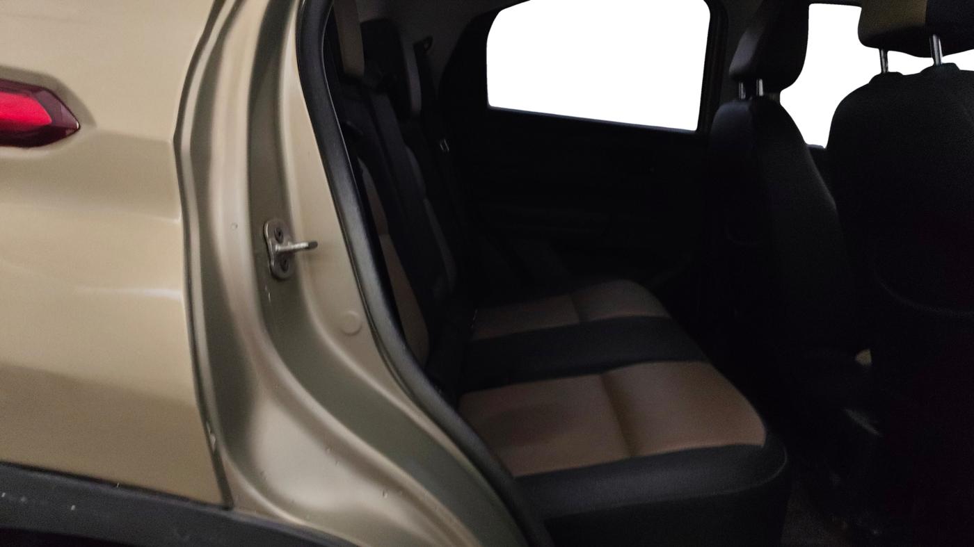 2022 Tata PUNCH CREATIVE 1.2 MT KAZIRANGA EDITION , Petrol, Manual, 39,212 km, Right Side Rear Door Cabin
