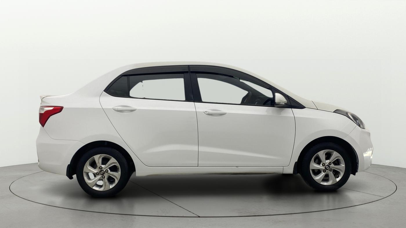 2018 Hyundai Xcent SX 1.2, Petrol, Manual, 72,276 km, Right Side View