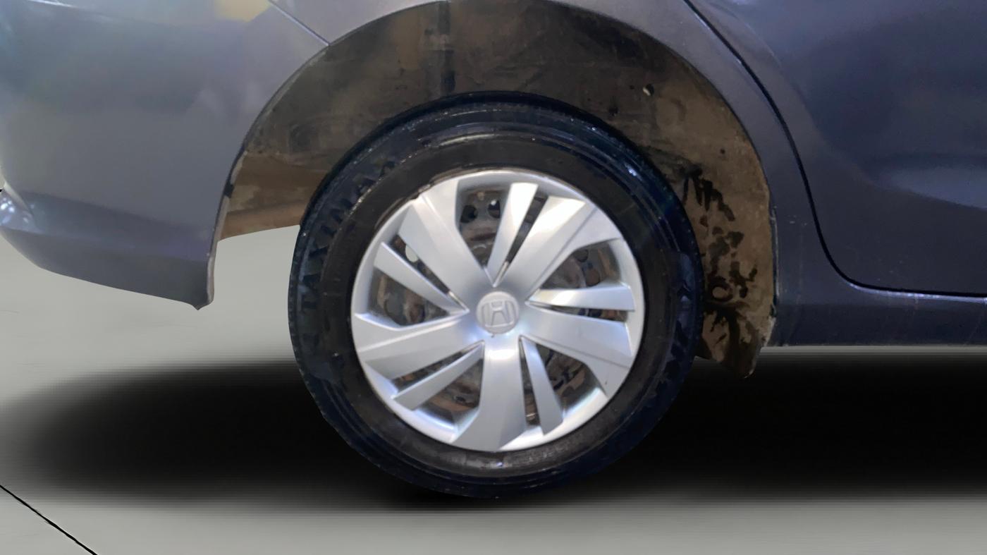 2019 Honda Amaze 1.5L I-DTEC S, Diesel, Manual, 1,34,393 km, Right Rear Wheel
