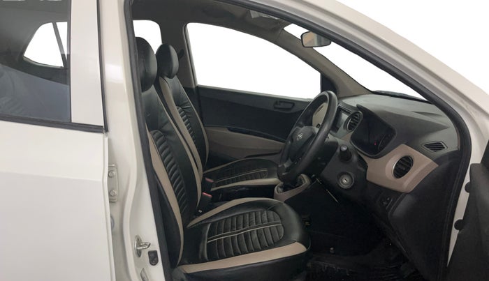 2015 Hyundai Grand i10 MAGNA 1.2 KAPPA VTVT, CNG, Manual, 59,702 km, Right Side Front Door Cabin