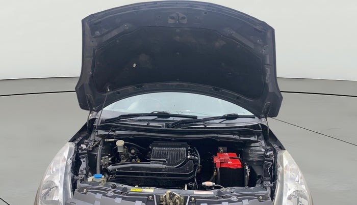 2016 Maruti Swift VXI, Petrol, Manual, 94,102 km, Open Bonet