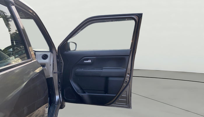 2021 Maruti New Wagon-R VXI 1.0, Petrol, Manual, 29,682 km, RHS Front Door