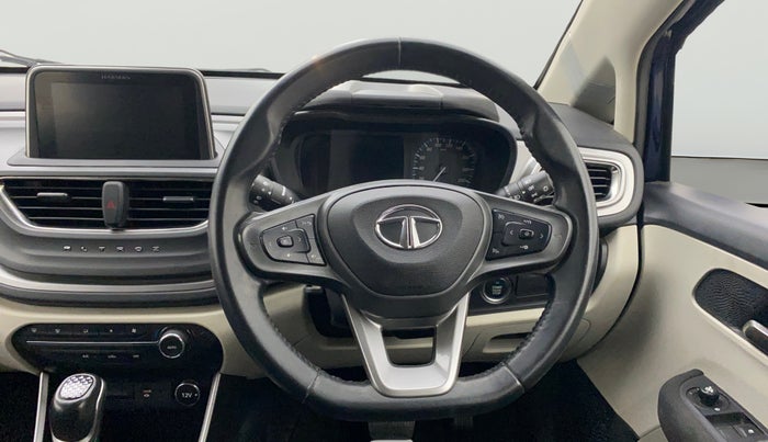 2023 Tata ALTROZ XZA, Petrol, Automatic, 31,031 km, Steering Wheel Close Up