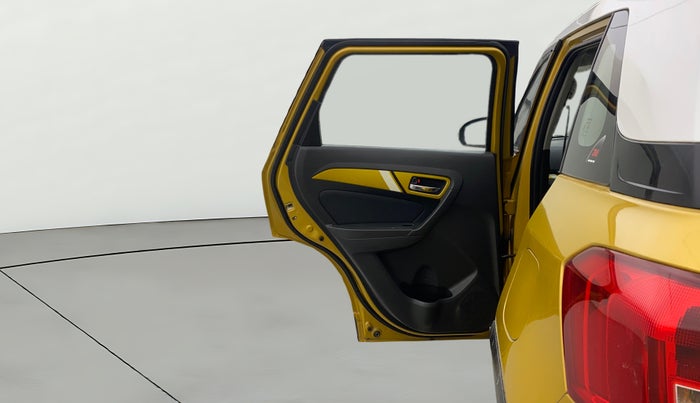 2016 Maruti Vitara Brezza ZDI PLUS DUAL TONE, Diesel, Manual, 61,834 km, LHS Rear Door