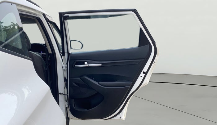 2020 KIA SELTOS HTK 1.5 PETROL, Petrol, Manual, 51,499 km, RHS Rear Door