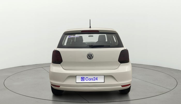 2015 Volkswagen Polo COMFORTLINE 1.2L, Petrol, Manual, 1,02,403 km, Back/Rear