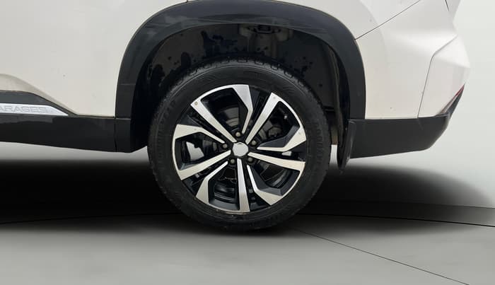 2024 MG HECTOR SHARP PRO 1.5 TURBO MT PETROL, Petrol, Manual, 12,845 km, Left Rear Wheel