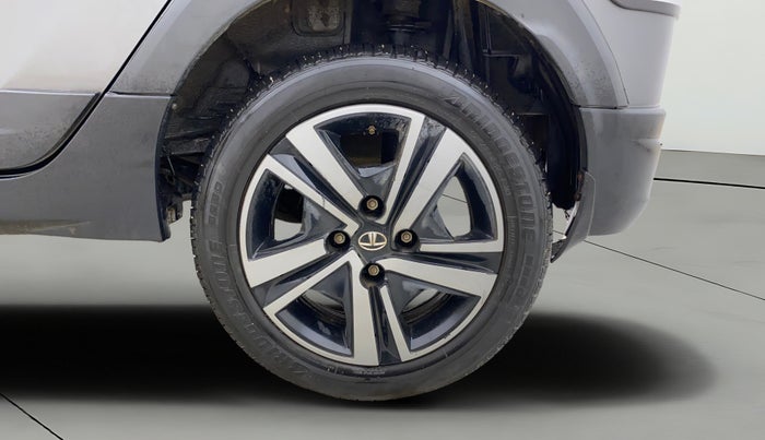2022 Tata TIAGO NRG XZ AMT, Petrol, Automatic, 40,699 km, Left Rear Wheel