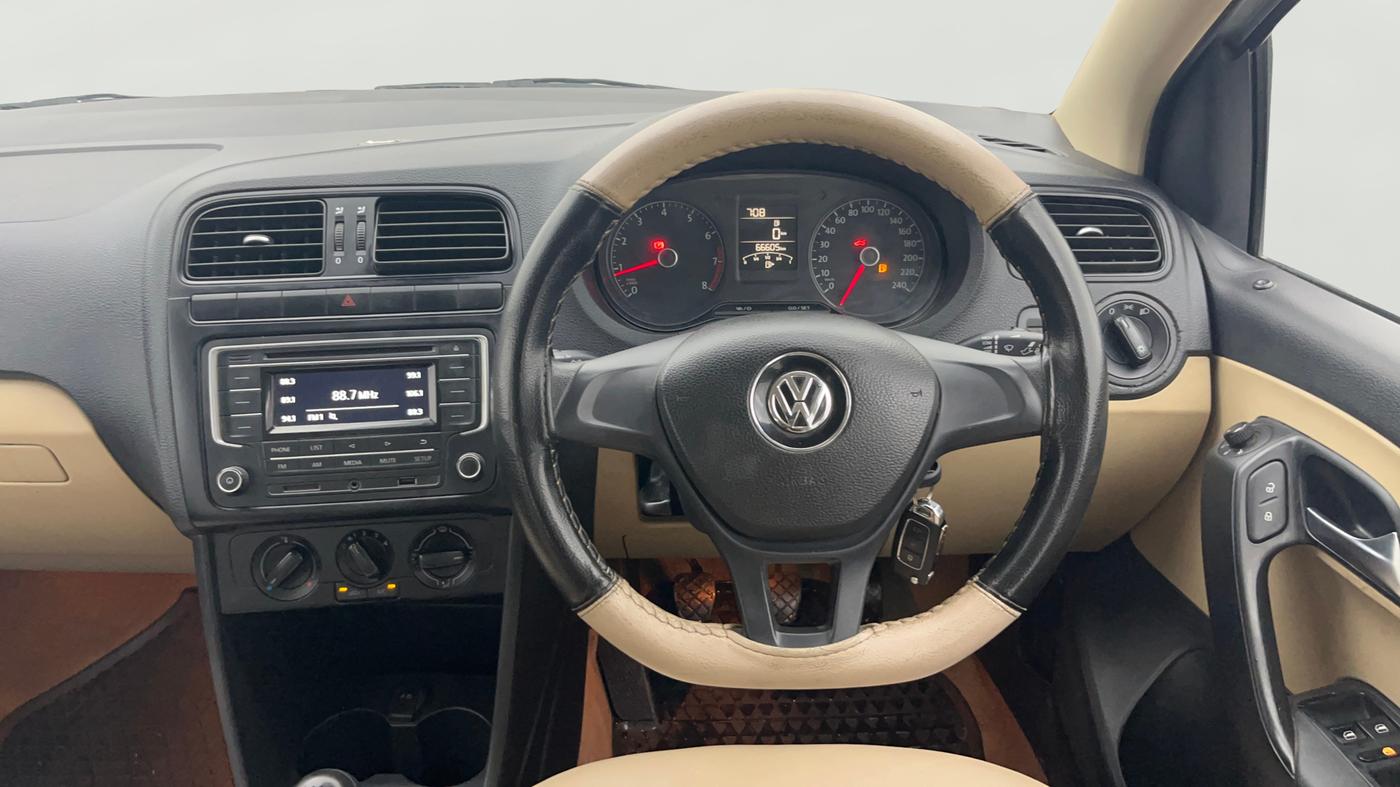 2016 Volkswagen Ameo COMFORTLINE 1.2L, Petrol, Manual, 66,582 km, Steering Wheel Close Up