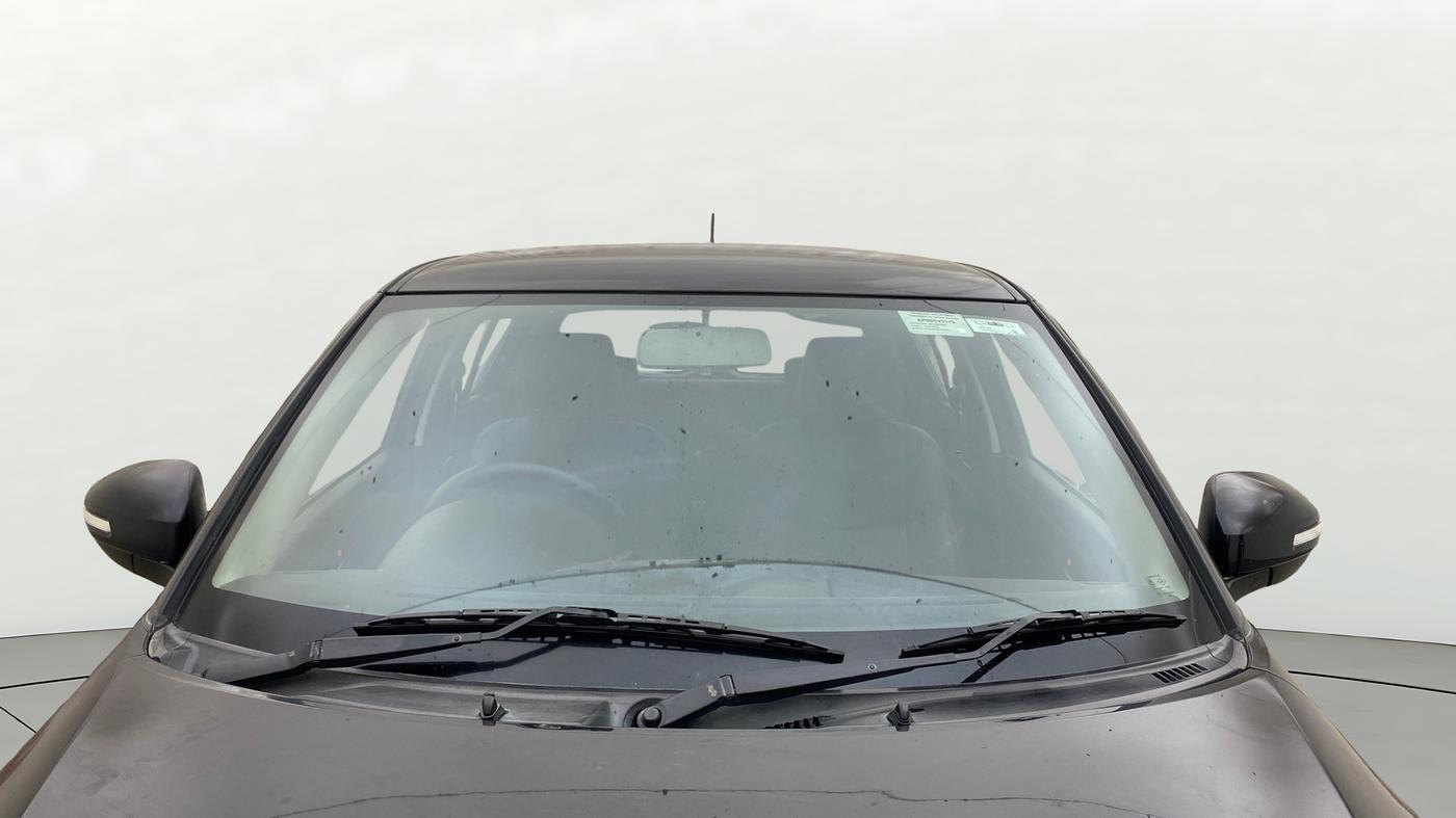 2013 Maruti Swift VXI, Petrol, Manual, 68,831 km, Front Windshield