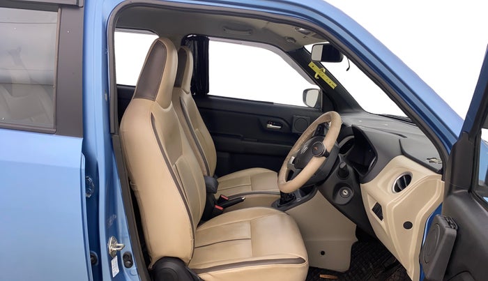 2019 Maruti New Wagon-R ZXI 1.2, Petrol, Manual, 38,996 km, Right Side Front Door Cabin
