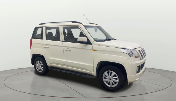 2017 Mahindra TUV300 T6 PLUS, Diesel, Manual, 30,609 km, SRP