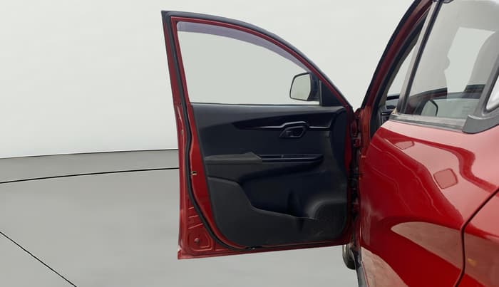 2017 Mahindra Kuv100 K8 6 STR DUAL TONE, Petrol, Manual, 29,019 km, LHS Front Door