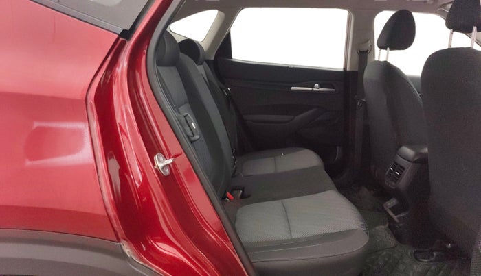 2023 KIA SELTOS  HTK PLUS 1.5 PETROL MT, Petrol, Manual, 31,141 km, Right Side Rear Door Cabin