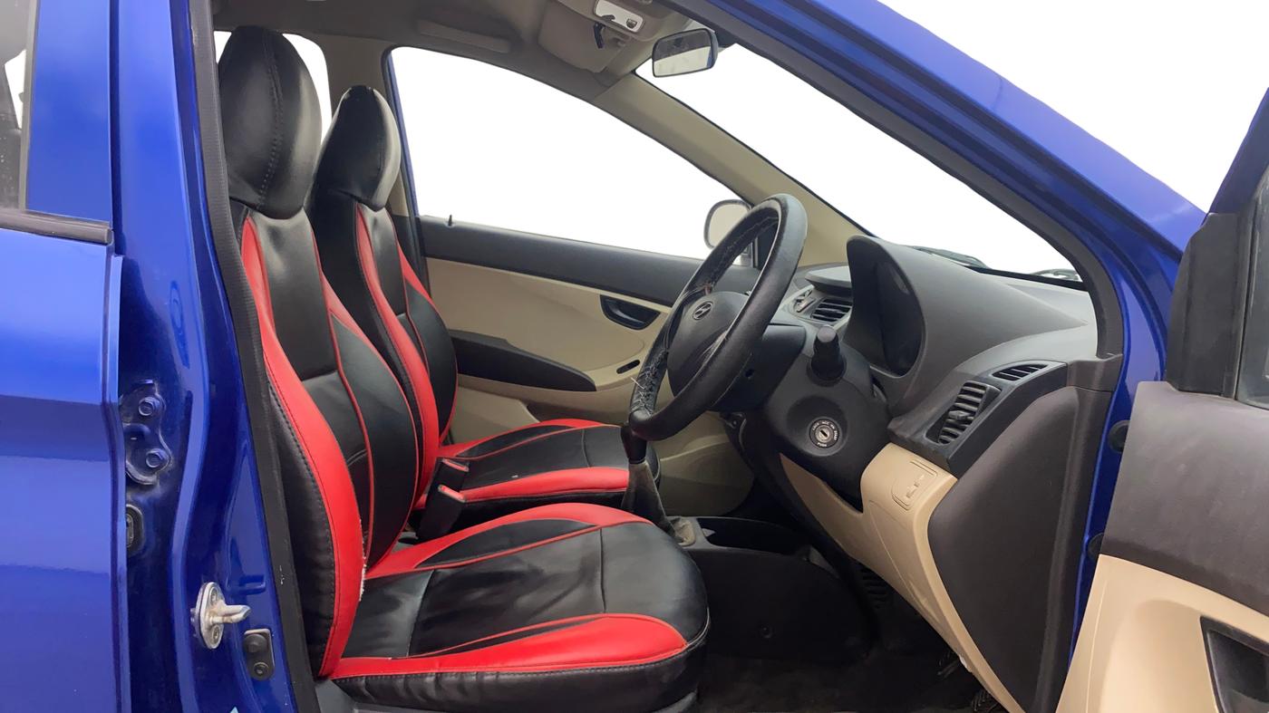 2017 Hyundai Eon ERA +, Petrol, Manual, 52,466 km, Right Side Front Door Cabin