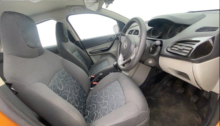 2017 Tata Tiago XT PETROL, Petrol, Manual, 23,837 km, Right Side Front Door Cabin