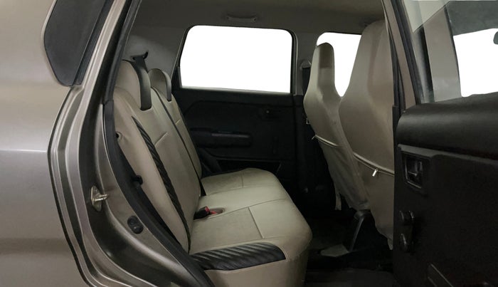 2020 Maruti New Wagon-R LXI 1.0, Petrol, Manual, 43,586 km, Right Side Rear Door Cabin