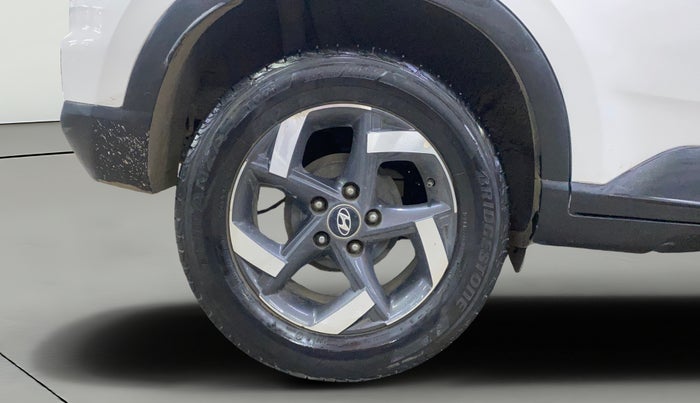 2019 Hyundai VENUE SX PLUS 1.0 TURBO DCT, Petrol, Automatic, 77,769 km, Right Rear Wheel