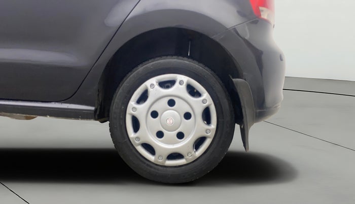 2012 Volkswagen Polo COMFORTLINE 1.2L, Diesel, Manual, 67,695 km, Left Rear Wheel