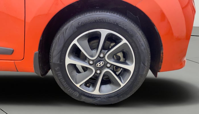 2017 Hyundai Grand i10 SPORTZ (O) AT 1.2 KAPPA VTVT, Petrol, Automatic, 49,030 km, Right Front Wheel