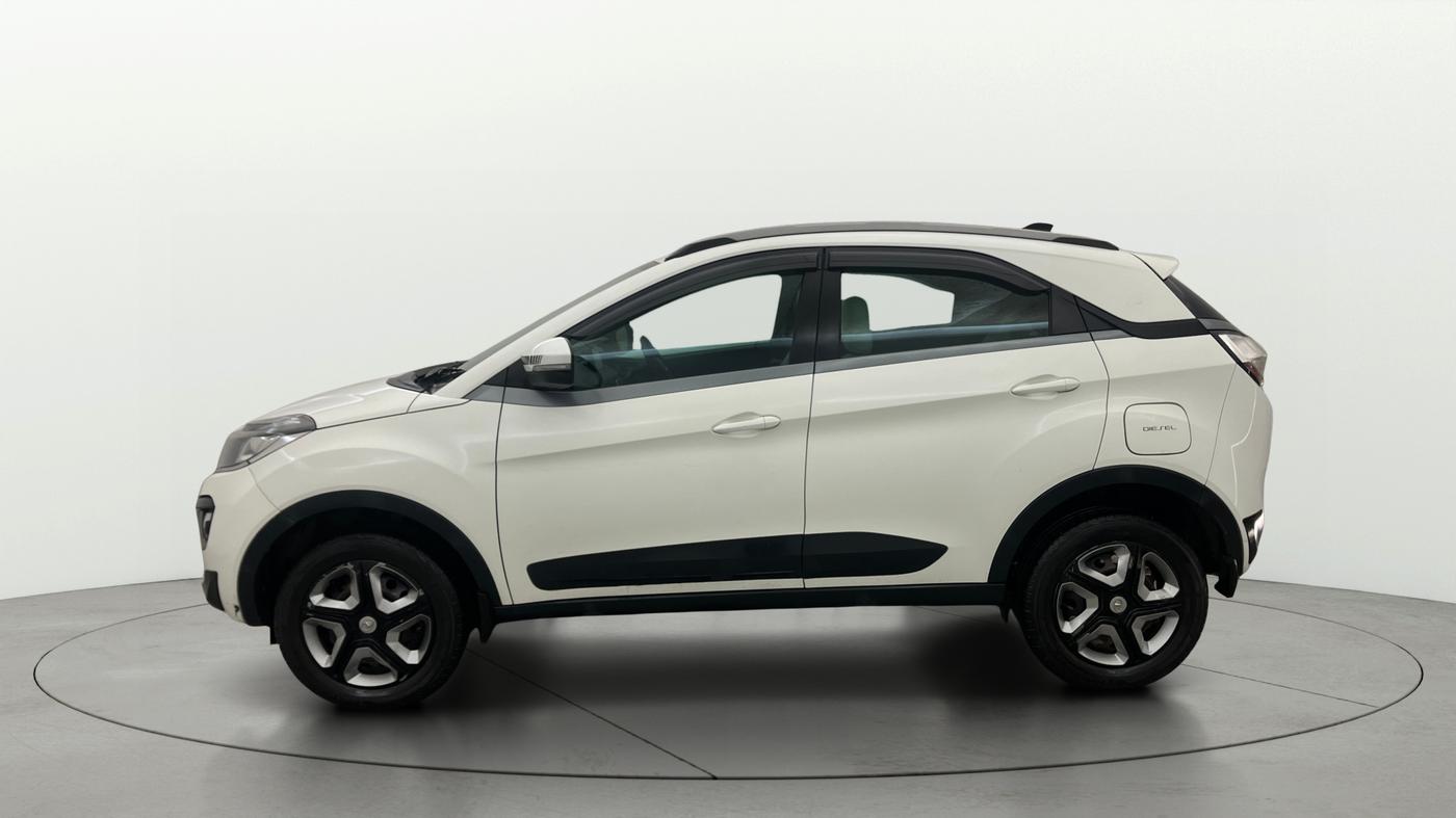 2019 Tata NEXON XZ DIESEL, Diesel, Manual, 88,905 km, Left Side