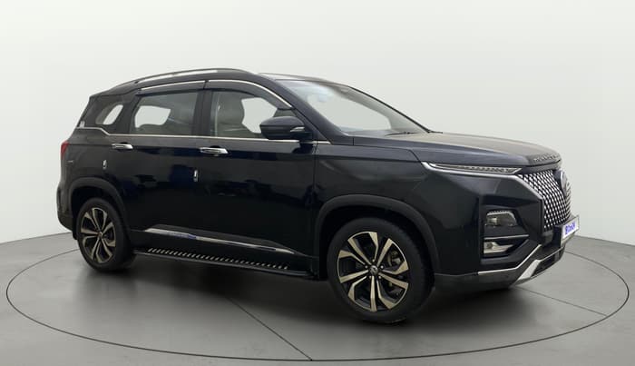 2024 MG HECTOR SHARP PRO 1.5 PETROL TURBO CVT PETROL, Petrol, Automatic, 33,983 km, Right Front Diagonal