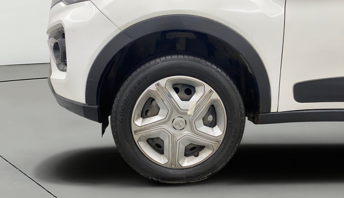 2021 Tata NEXON XMA SUNROOF PETROL, Petrol, Automatic, 37,338 km, Left Front Wheel