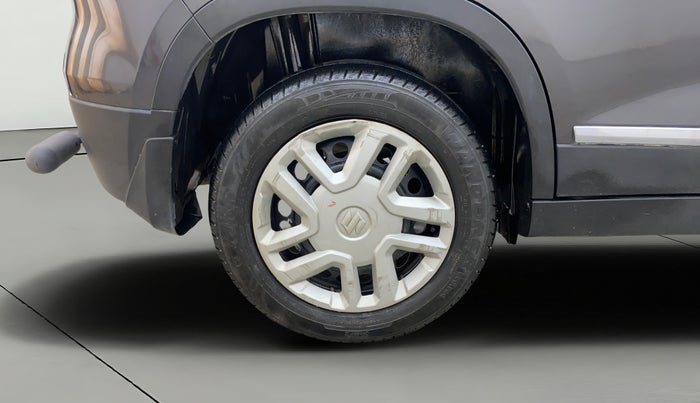 2021 Maruti Vitara Brezza VXI AT SHVS, Petrol, Automatic, 28,754 km, Right Rear Wheel