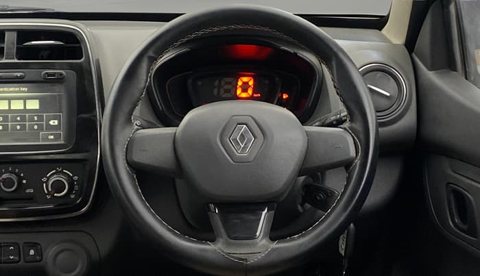 2016 Renault Kwid RXT 0.8, Petrol, Manual, 87,962 km, Steering Wheel Close Up