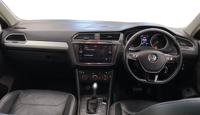 2018 Volkswagen TIGUAN COMFORTLINE TDI AT, Diesel, Automatic, 1,33,204 km, Dashboard