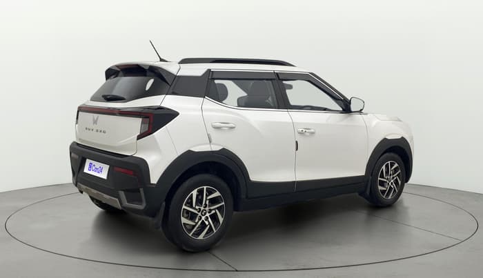 2024 Mahindra XUV 3XO AX5 1.2 L TCMPFI AT, Petrol, Automatic, 12,756 km, Right Back Diagonal