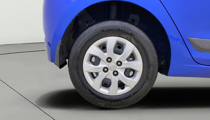 2015 Hyundai Elite i20 SPORTZ 1.2, Petrol, Manual, 48,560 km, Right Rear Wheel