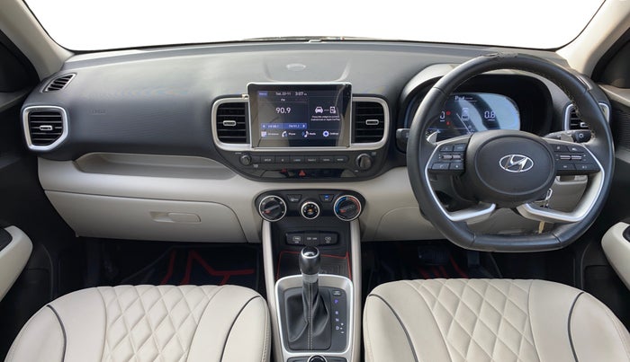 2024 Hyundai VENUE SX (O) 1.0 TURBO DCT DUAL TONE, Petrol, Automatic, 16,890 km, Dashboard