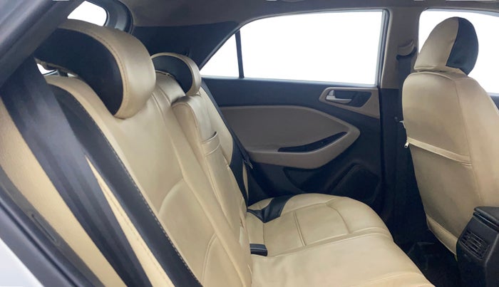 2019 Hyundai Elite i20 ASTA 1.2 (O), Petrol, Manual, 50,506 km, Right Side Rear Door Cabin