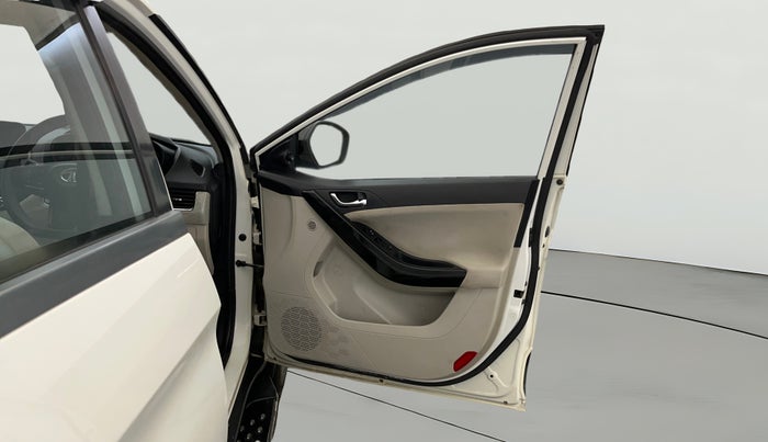 2020 Tata NEXON XZ PLUS PETROL, Petrol, Manual, 41,970 km, RHS Front Door