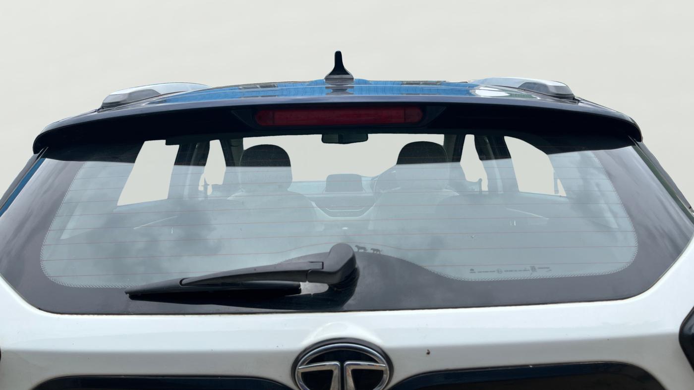 2023 Tata NEXON XZ Plus LUX, Petrol, Manual, 34,006 km, Rear Windshield