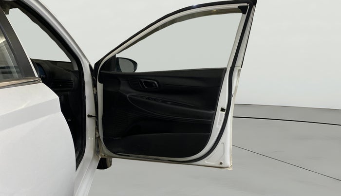 2023 Hyundai NEW I20 MAGNA 1.2 MT, Petrol, Manual, 53,873 km, RHS Front Door