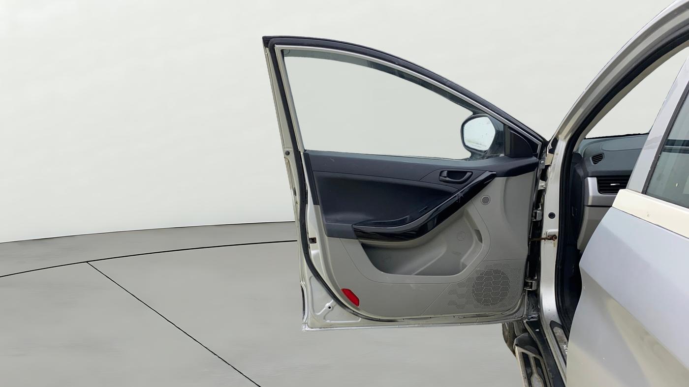 2019 Tata NEXON XMA PETROL, Petrol, Automatic, 43,438 km, LHS Front Door