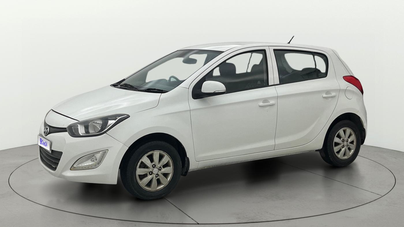 2013 Hyundai i20 SPORTZ 1.4 CRDI, Diesel, Manual, 1,30,474 km, Left Front Diagonal