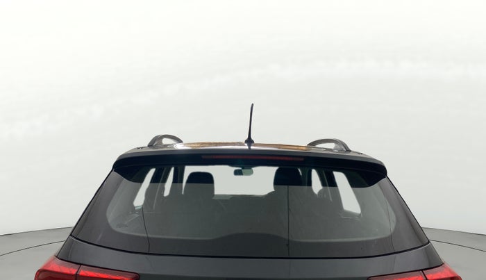 2021 Skoda KUSHAQ ACTIVE 1.0L TSI MT, Petrol, Manual, 50,664 km, Rear Windshield