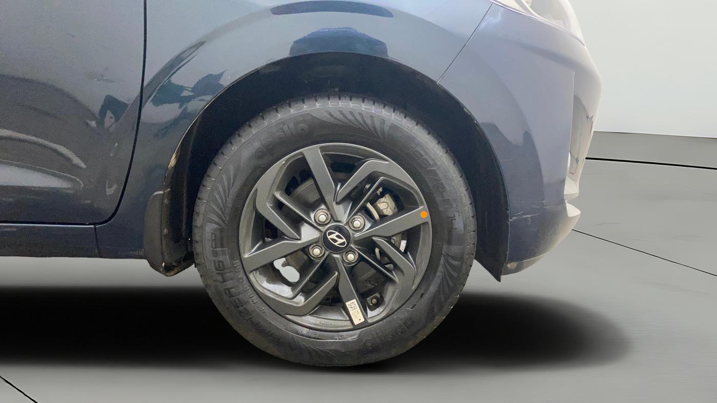2021 Hyundai GRAND I10 NIOS SPORTZ AMT 1.2 KAPPA VTVT, Petrol, Automatic, 10,791 km, Right Front Wheel