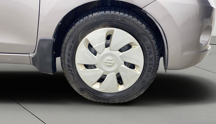 2017 Maruti Celerio ZXI AMT (O), Petrol, Automatic, 49,319 km, Right Front Wheel