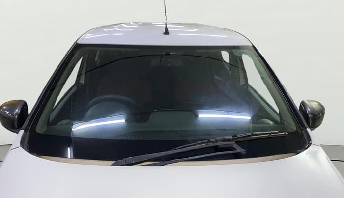 2019 Renault Kwid RXT 1.0 (O), Petrol, Manual, 82,637 km, Front Windshield