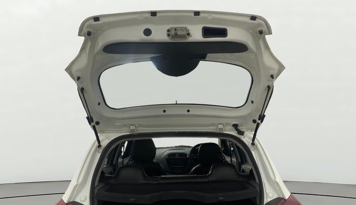 2025 Tata Tiago XT PETROL, Petrol, Manual, 7,527 km, Boot Door Open