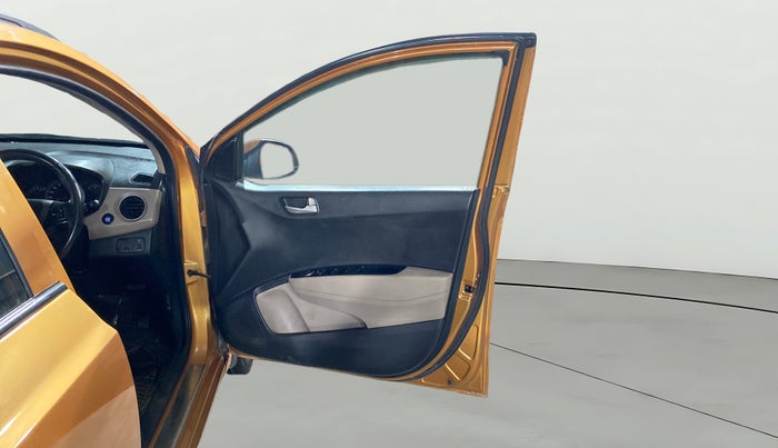 2015 Hyundai Grand i10 ASTA 1.2 KAPPA VTVT, Petrol, Manual, 60,204 km, RHS Front Door