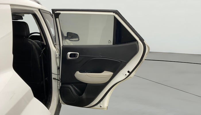 2023 Hyundai VENUE SX (O) 1.0 TURBO DCT, Petrol, Automatic, 27,749 km, RHS Rear Door