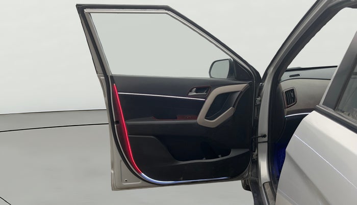 2017 Hyundai Creta SX PLUS 1.6 PETROL, Petrol, Manual, 71,875 km, LHS Front Door