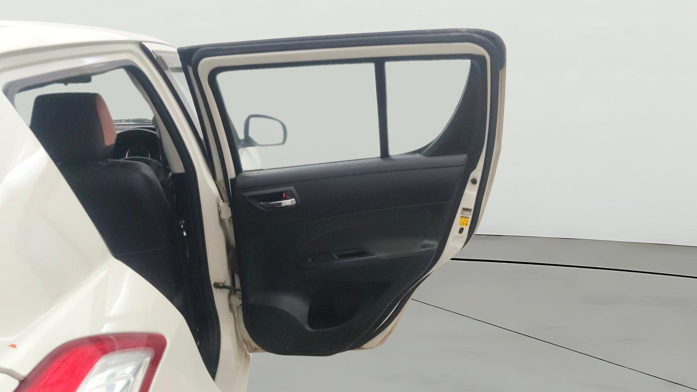 2013 Maruti Swift VXI, Petrol, Manual, 63,711 km, RHS Rear Door