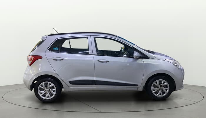 2017 Hyundai Grand i10 SPORTZ (O) 1.2 KAPPA VTVT, Petrol, Manual, 25,322 km, Right Side View