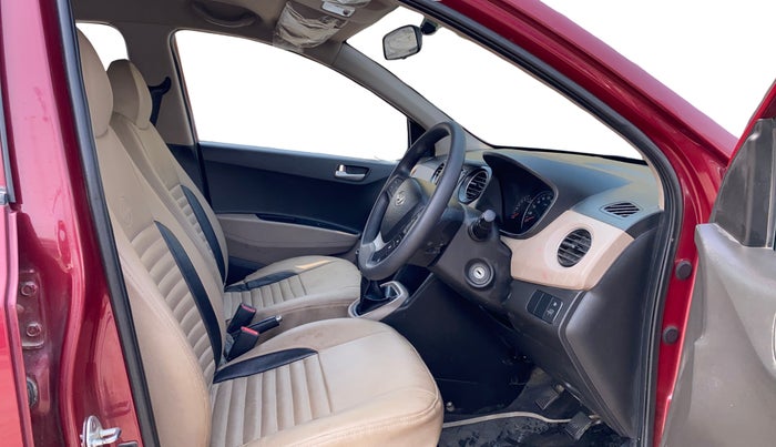 2016 Hyundai Grand i10 SPORTZ 1.2 KAPPA VTVT, Petrol, Manual, 14,572 km, Right Side Front Door Cabin